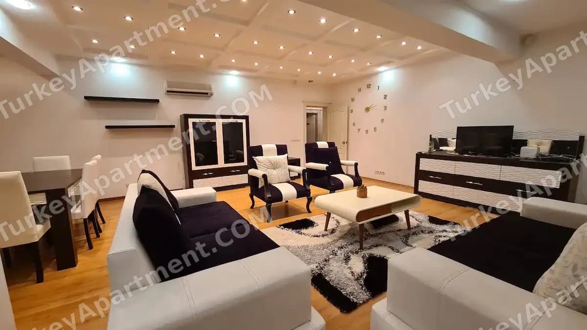 Просторная квартира 110 м² в центре Аланьи
